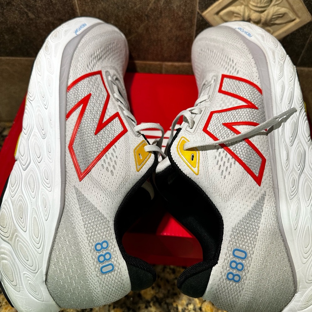 Men’s New Balance 880 Fresh Foam V14. - Picture 13 of 14